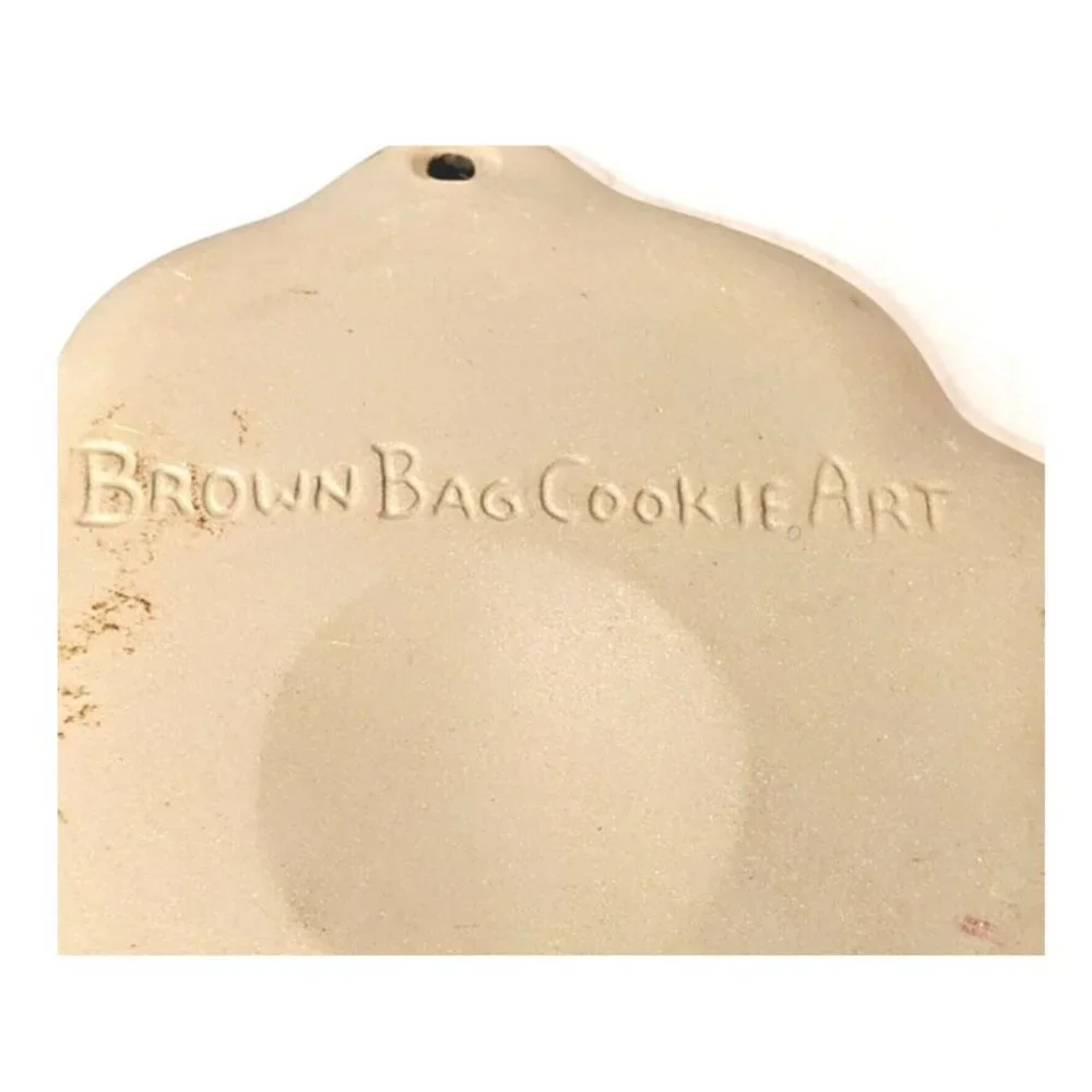 Brown Bag Cookie Art Holly Wreath Clay Mold Hill Design 1988 Christmas Holiday